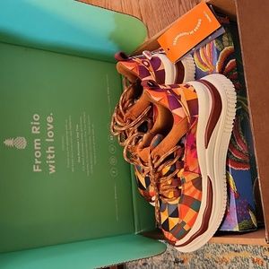 Size US 8/ EU 39 Farm Rio Graphic Platform Sneakers - Brand New